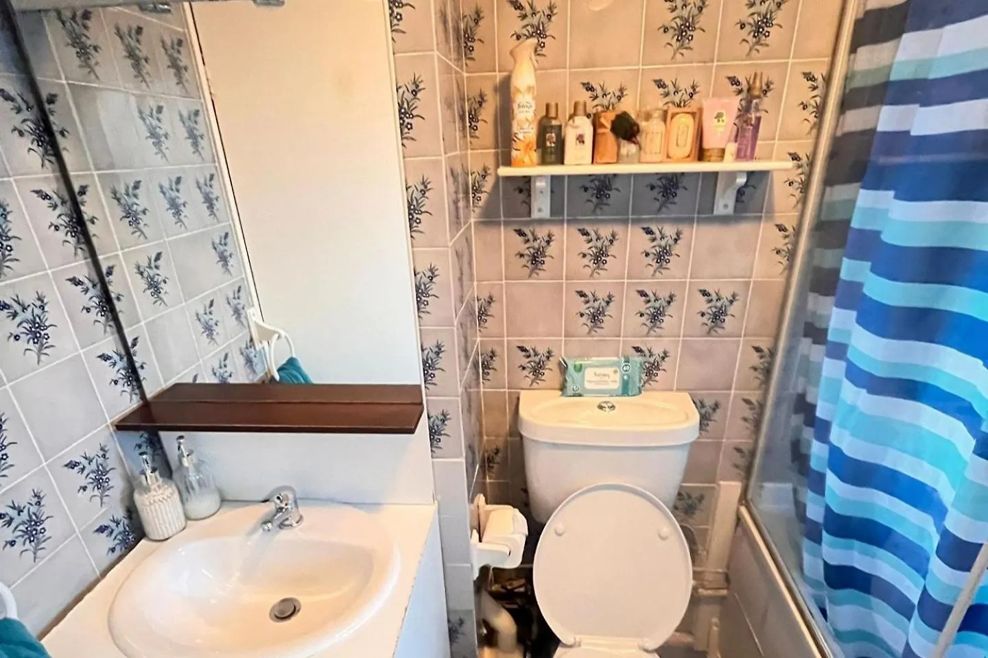 شقة 2 Bed-Sleeps5-Free Parking-10 Min Walk Underground لندن