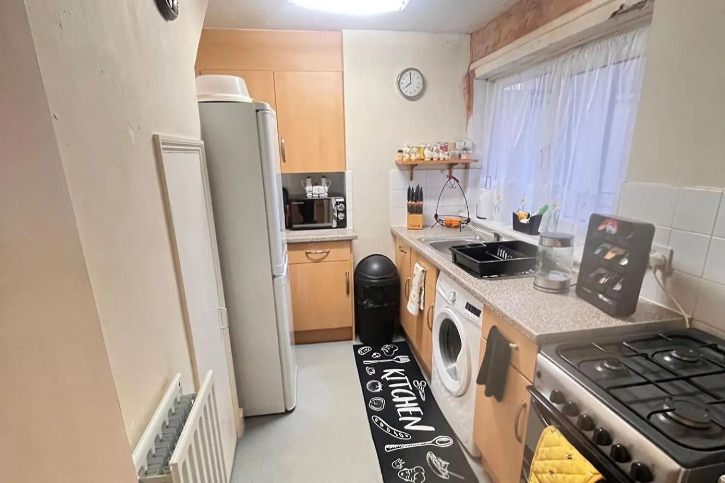 2 Bed-Sleeps5-Free Parking-10 Min Walk Underground Apartment London
